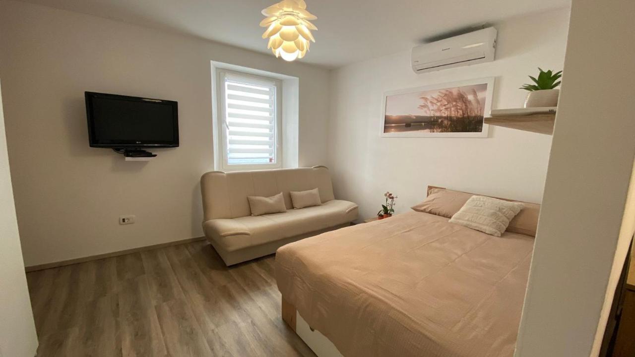 Apartma Pingo Koper Exterior photo
